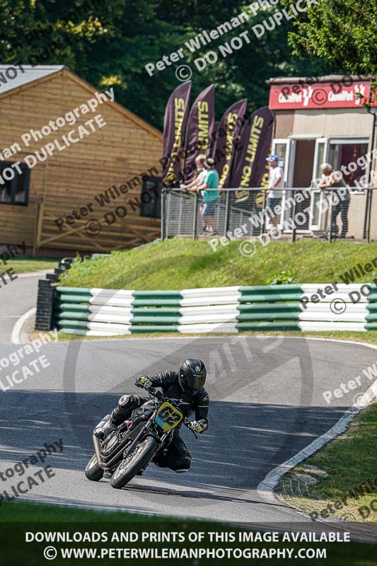 cadwell no limits trackday;cadwell park;cadwell park photographs;cadwell trackday photographs;enduro digital images;event digital images;eventdigitalimages;no limits trackdays;peter wileman photography;racing digital images;trackday digital images;trackday photos